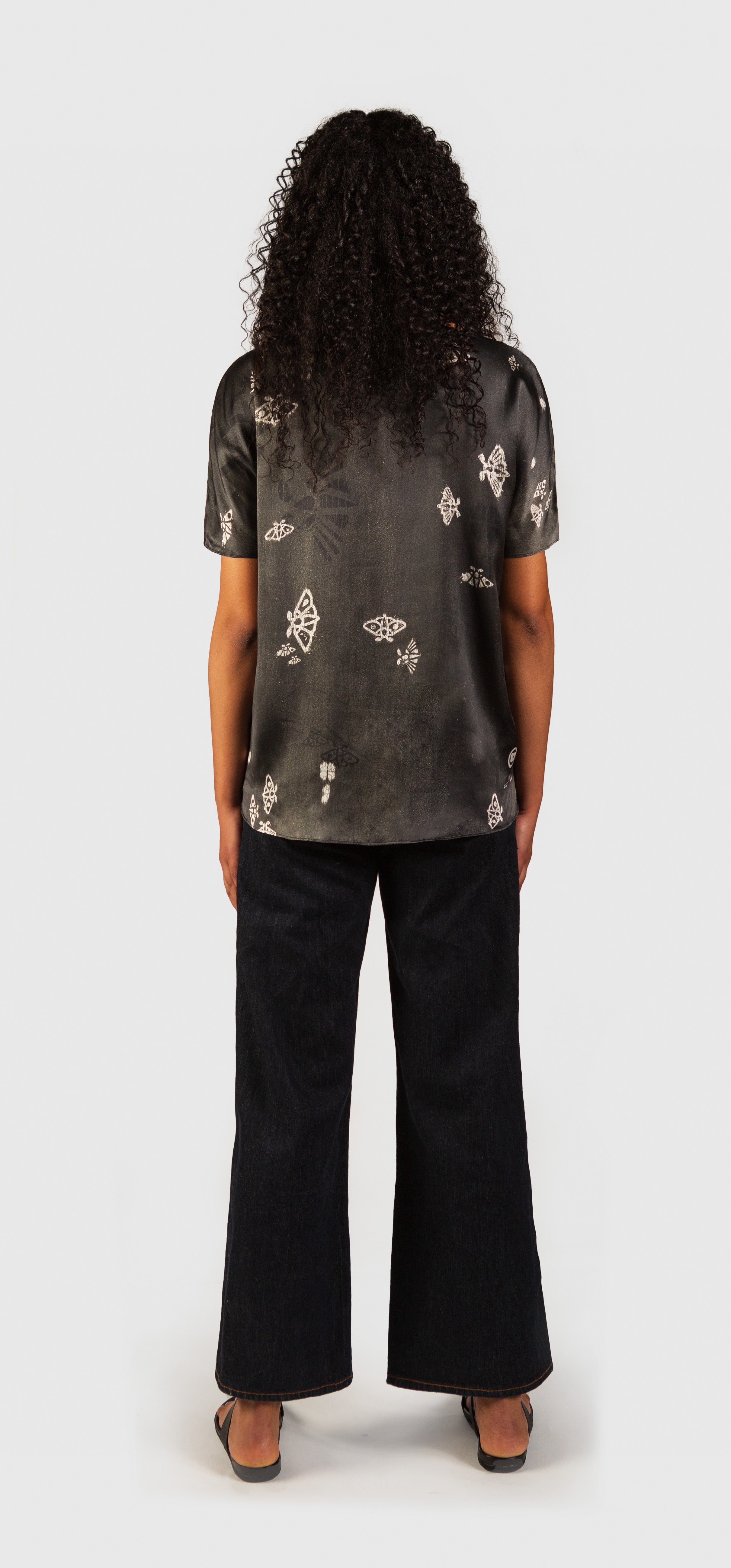 Aurelia – Organic Graphic Sandwashed Silk T-Shirt