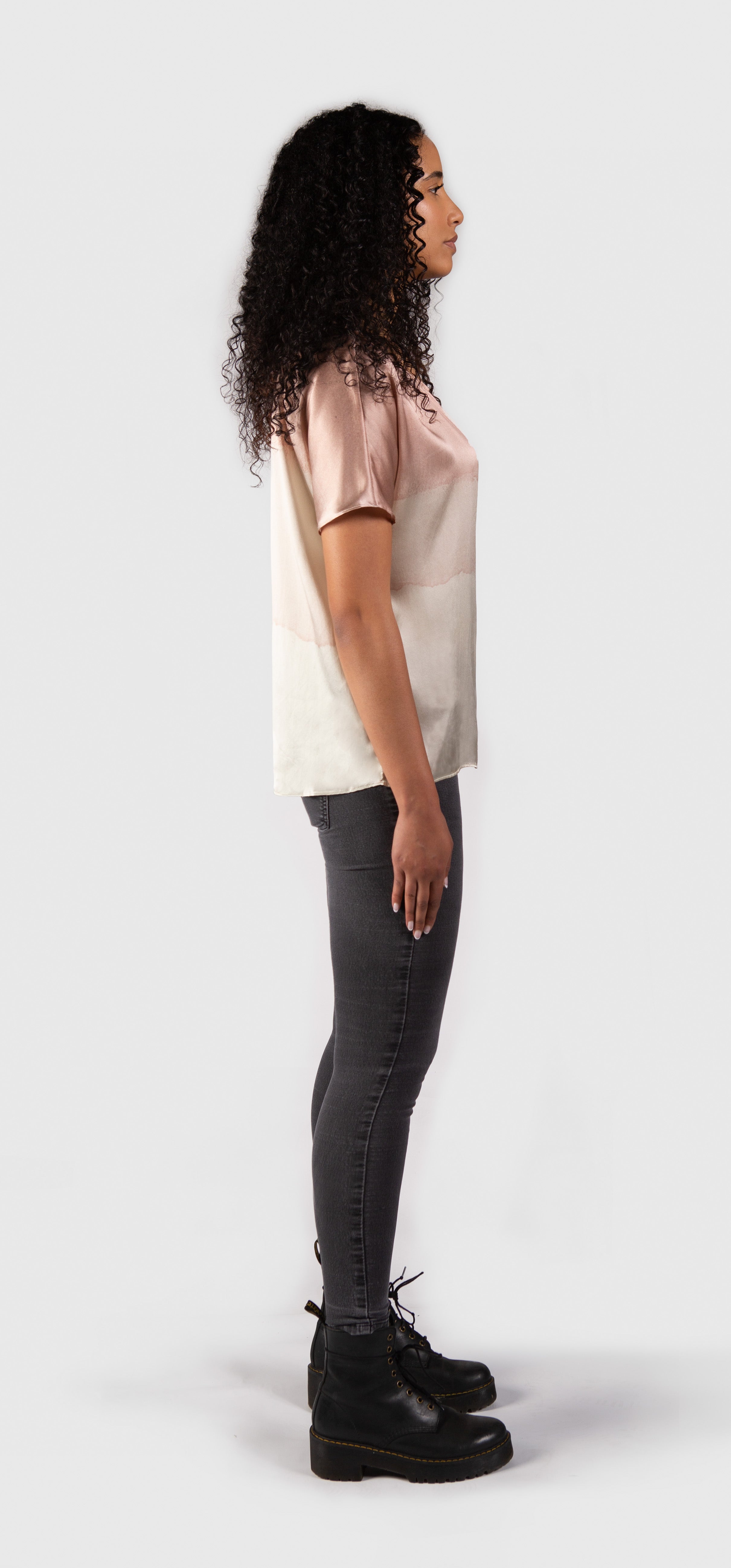 Gracie – Watercolor Print Sandwashed Silk T-Shirt