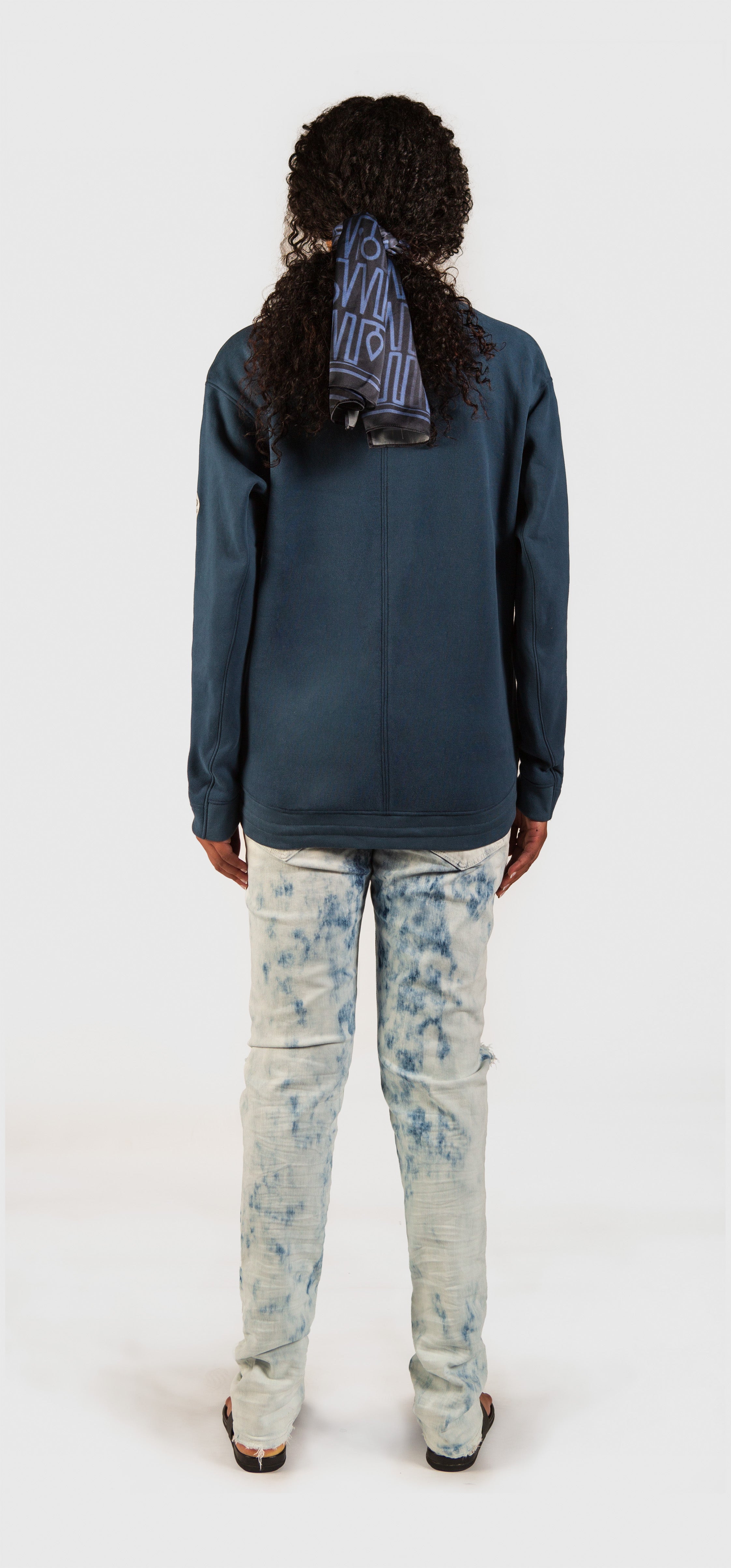 Soph – Fleece Pull-over Crewneck in Ocean